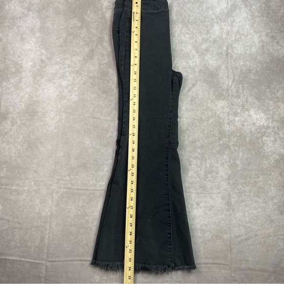 Free People Jeans 26 Black Youthquake Flare Bell Bottom High Crop Stretch Pant - Picture 15 of 16